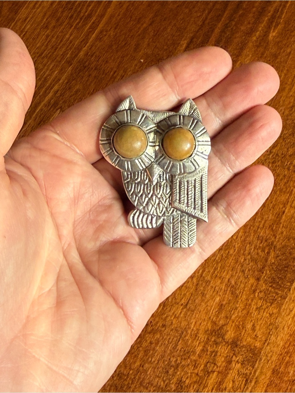 Large Mexican Owl Brooch Pin - Picture 5 of 7